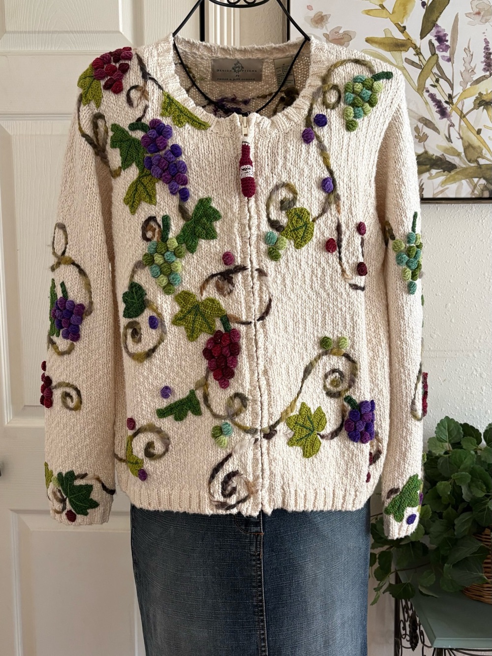 Design Ptions Embroidered Cream Zip-Front Cardigan Sweater with Grape Motif